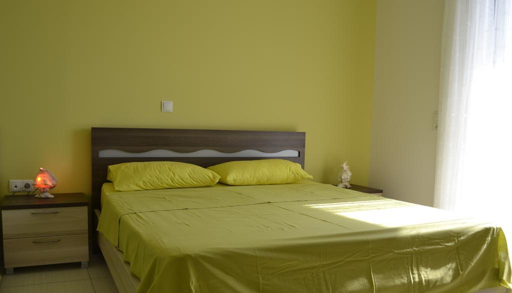 Riviera Rooms Himarë Habitación foto