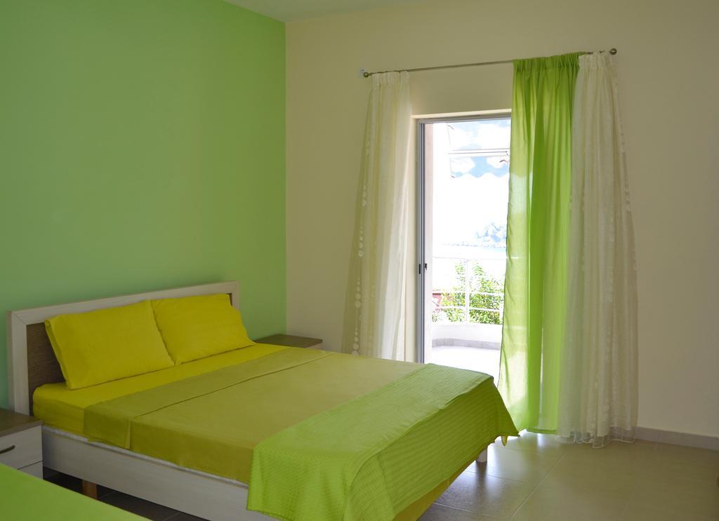 Riviera Rooms Himarë Habitación foto