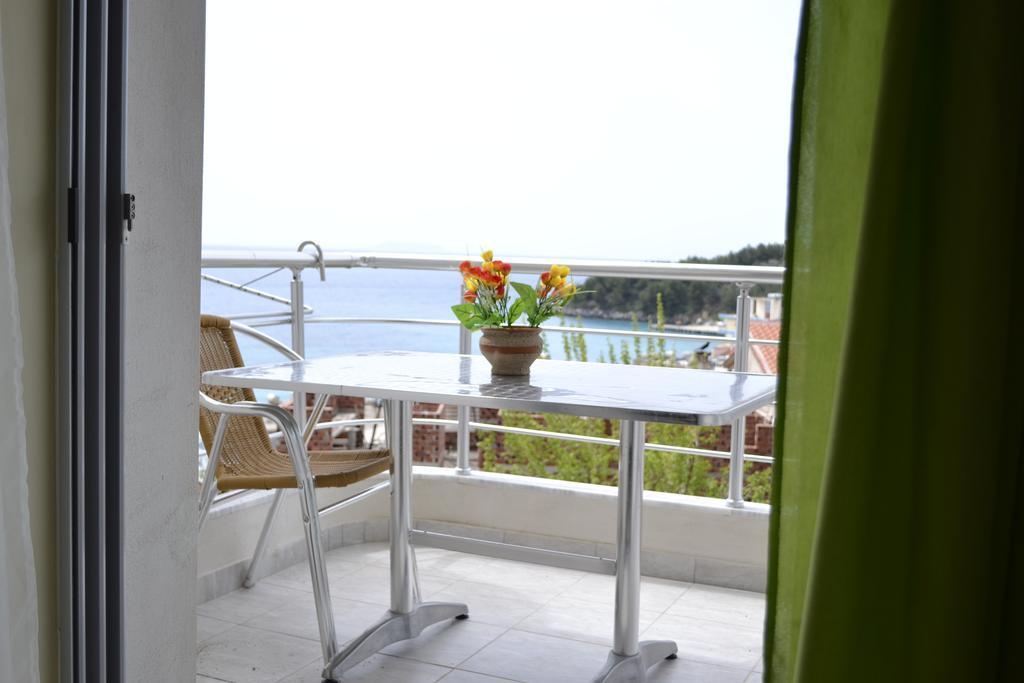 Riviera Rooms Himarë Habitación foto