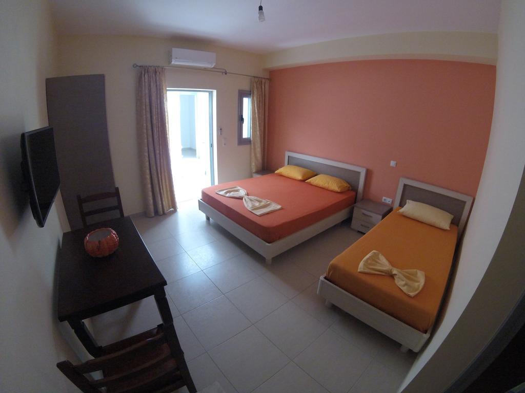 Riviera Rooms Himarë Exterior foto